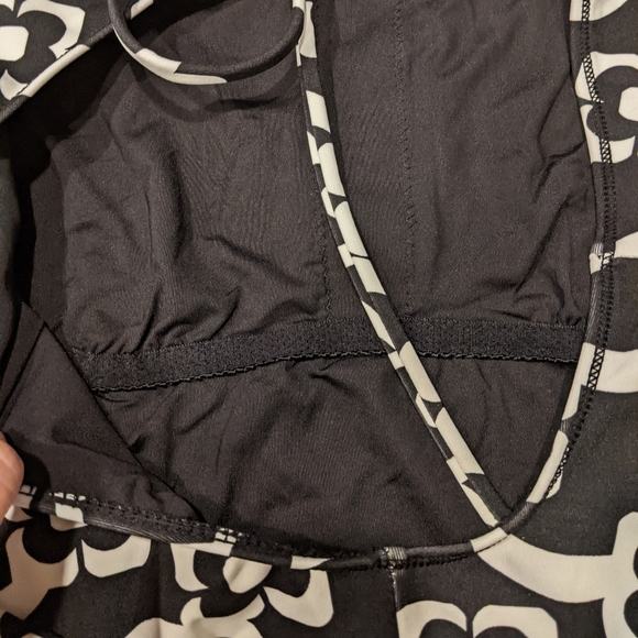 Hurley Swimsuit - Picture 7 of 11